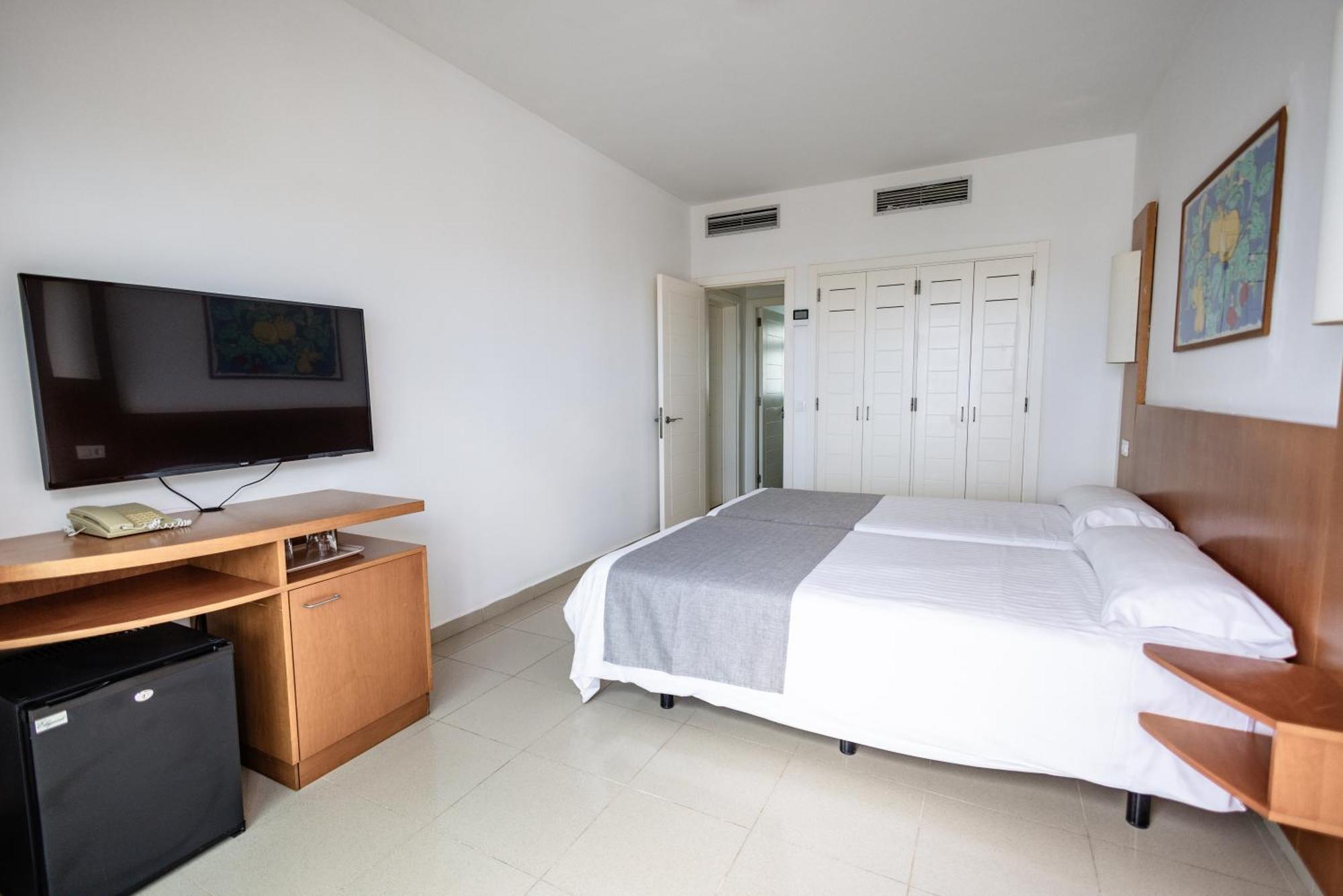 Caybeach Papagayos Playa Blanca  Rom bilde